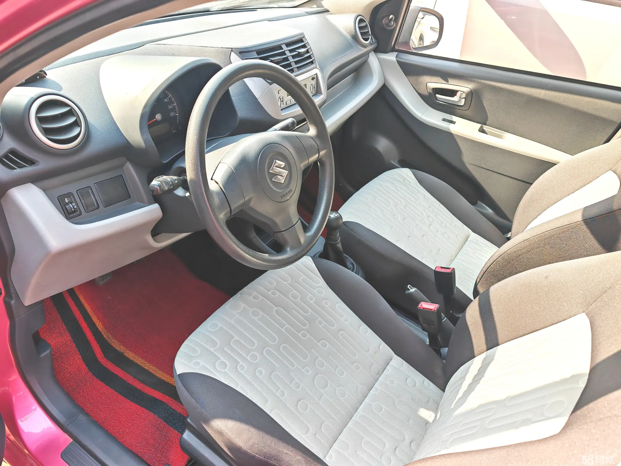 Suzuki Alto 2018 imagem de carro #7