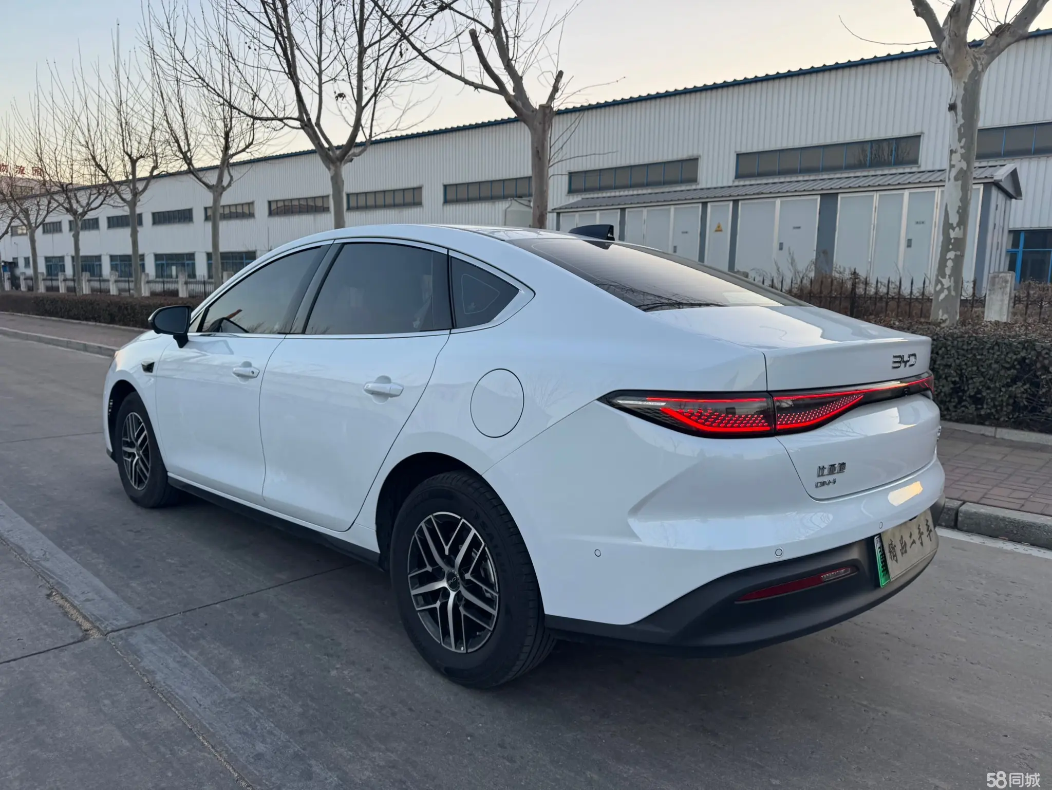 BYD Seal 05 DM-i 2025 car image #7