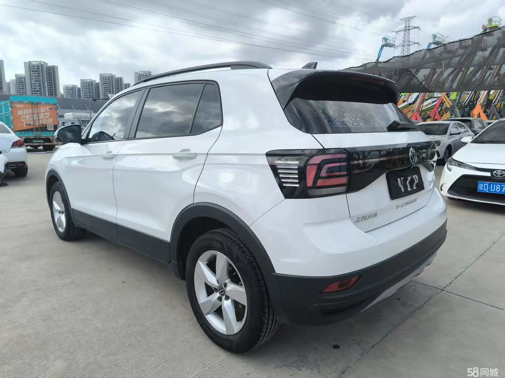 Volkswagen T-Cross 2023 car image #7