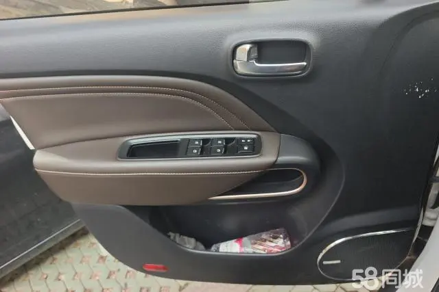 GAC Trumpchi GS3 2018 #7 GAC Trumpchi GS3 2018 car image #7