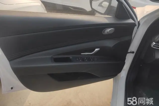 Hyundai Elantra 2025 car image #7