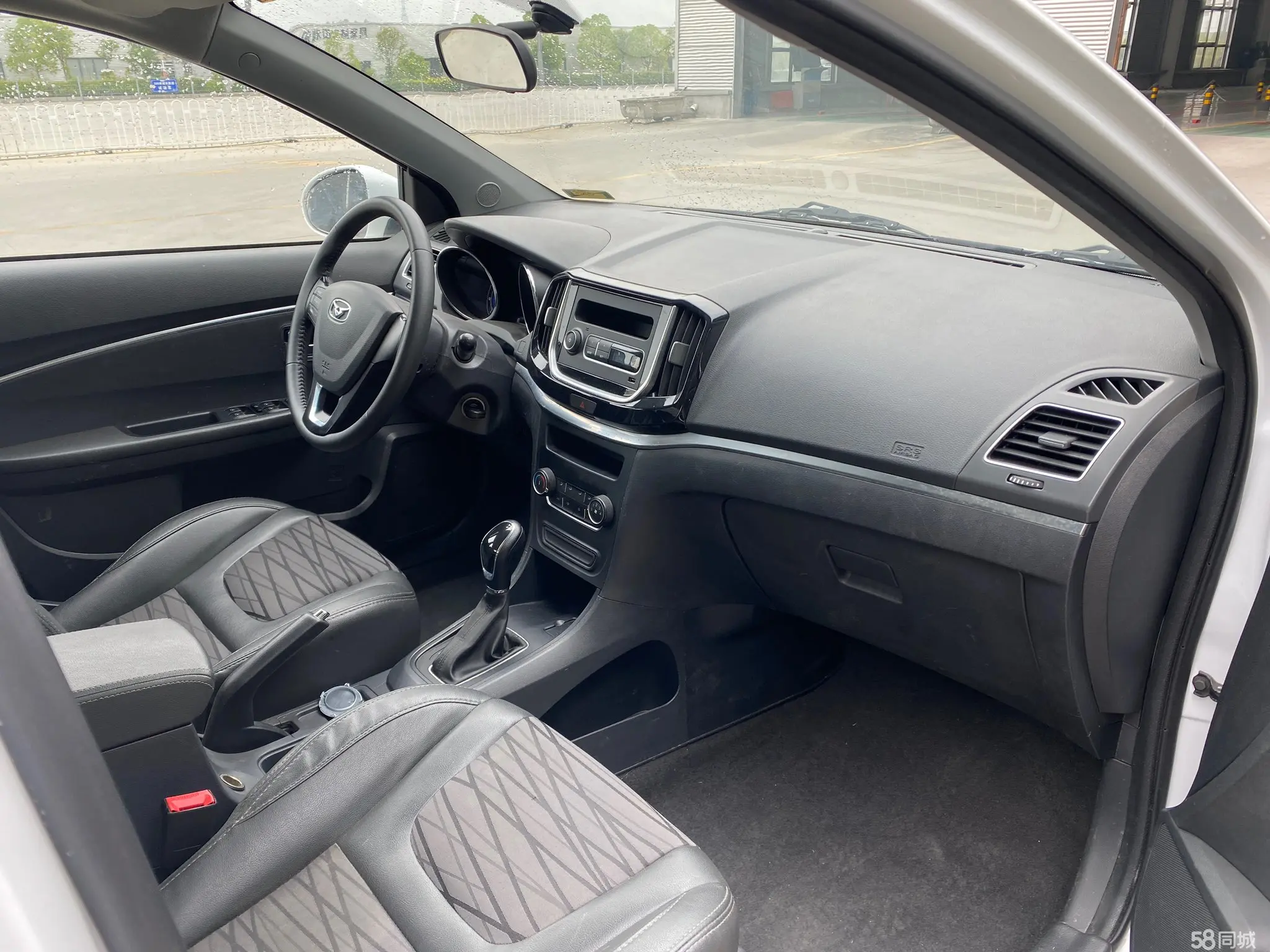 凯翼 凯翼E3 2018 汽车图片 #7