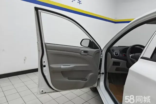 Changan Alsvin V3 2018 car image #7