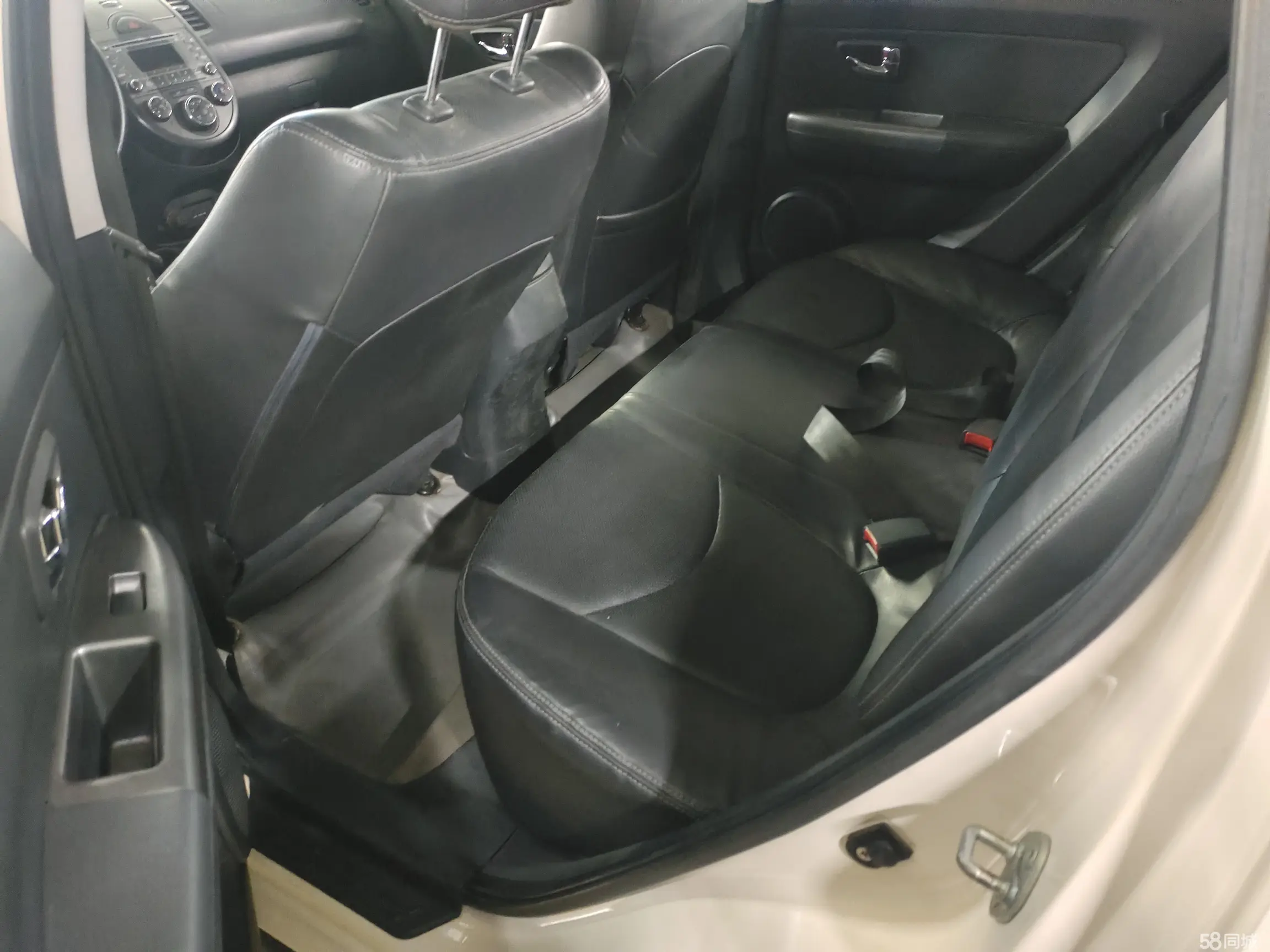 起亚 秀尔 2011 汽车图片 #7