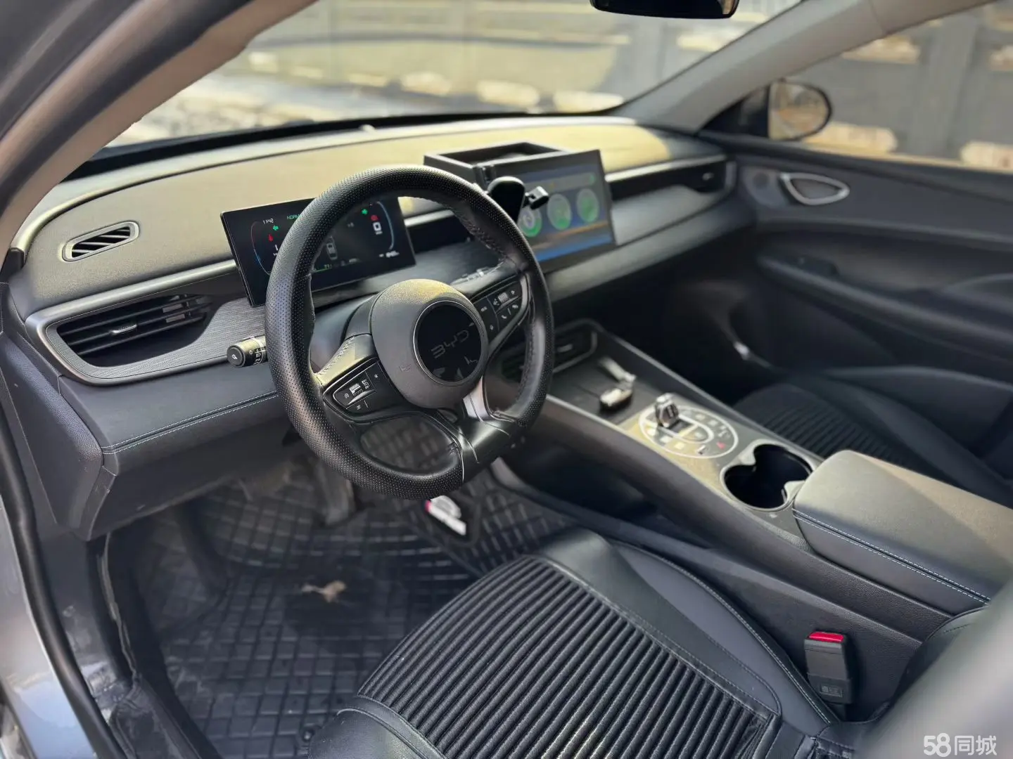 BYD Seal 05 DM-i 2025 car image #7