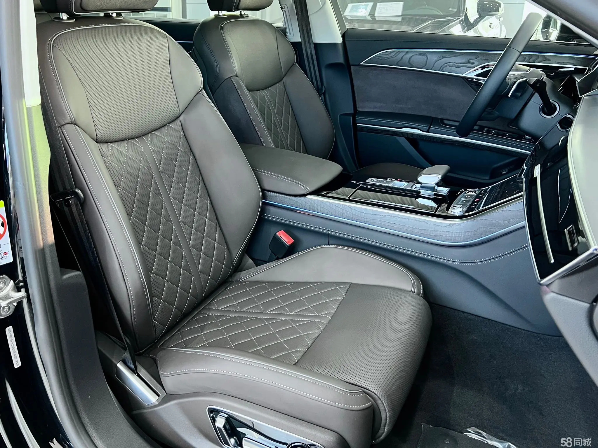 Audi A8 2024 car image #7