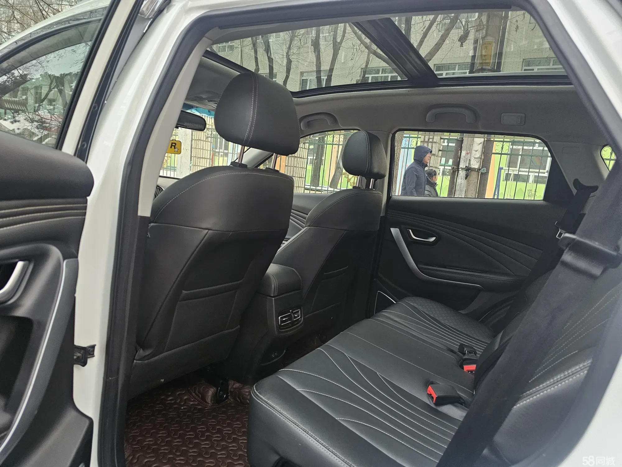 Jetour X70 2019 car image #7