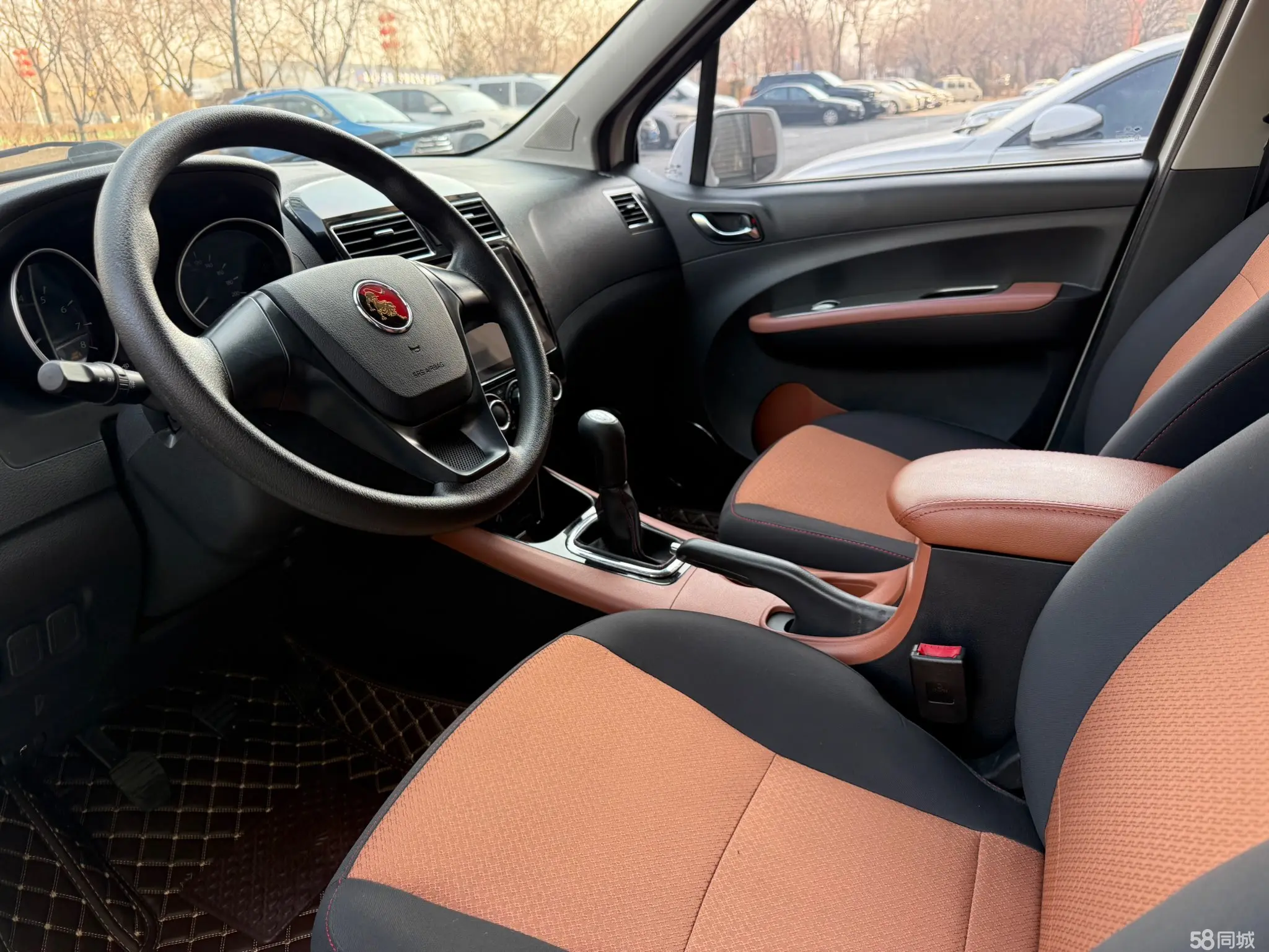 Forthing JOYEAR X5 2015 image de voiture #7