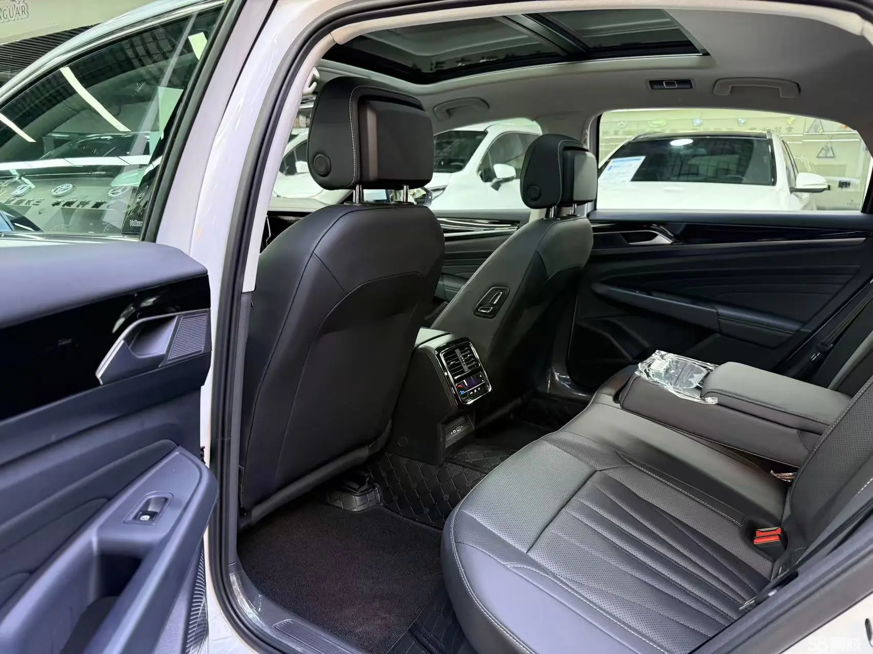 Volkswagen Passat 2026 #7 Volkswagen Passat 2026 car image #7