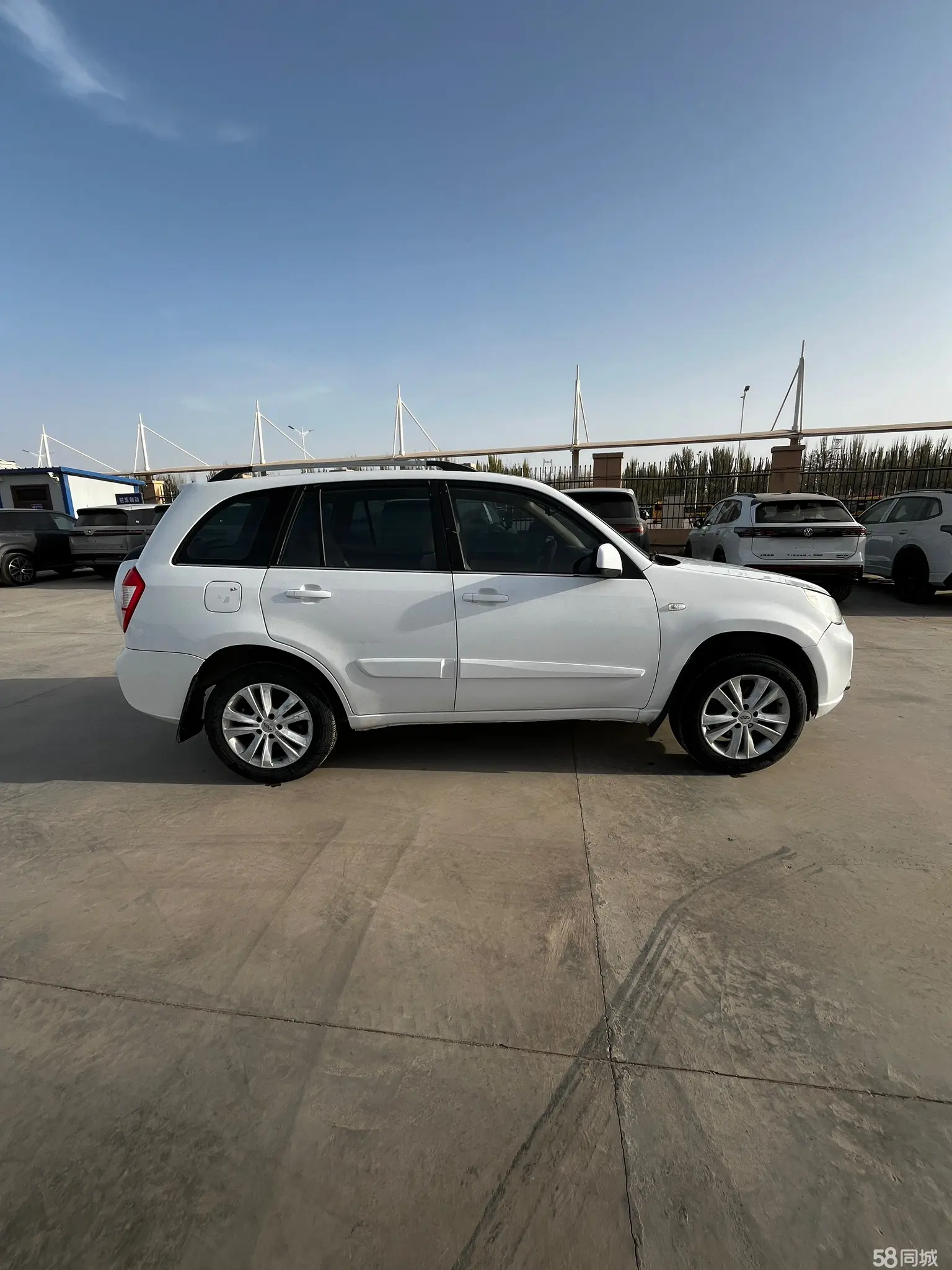 奇瑞 瑞虎 2013 汽车图片 #7