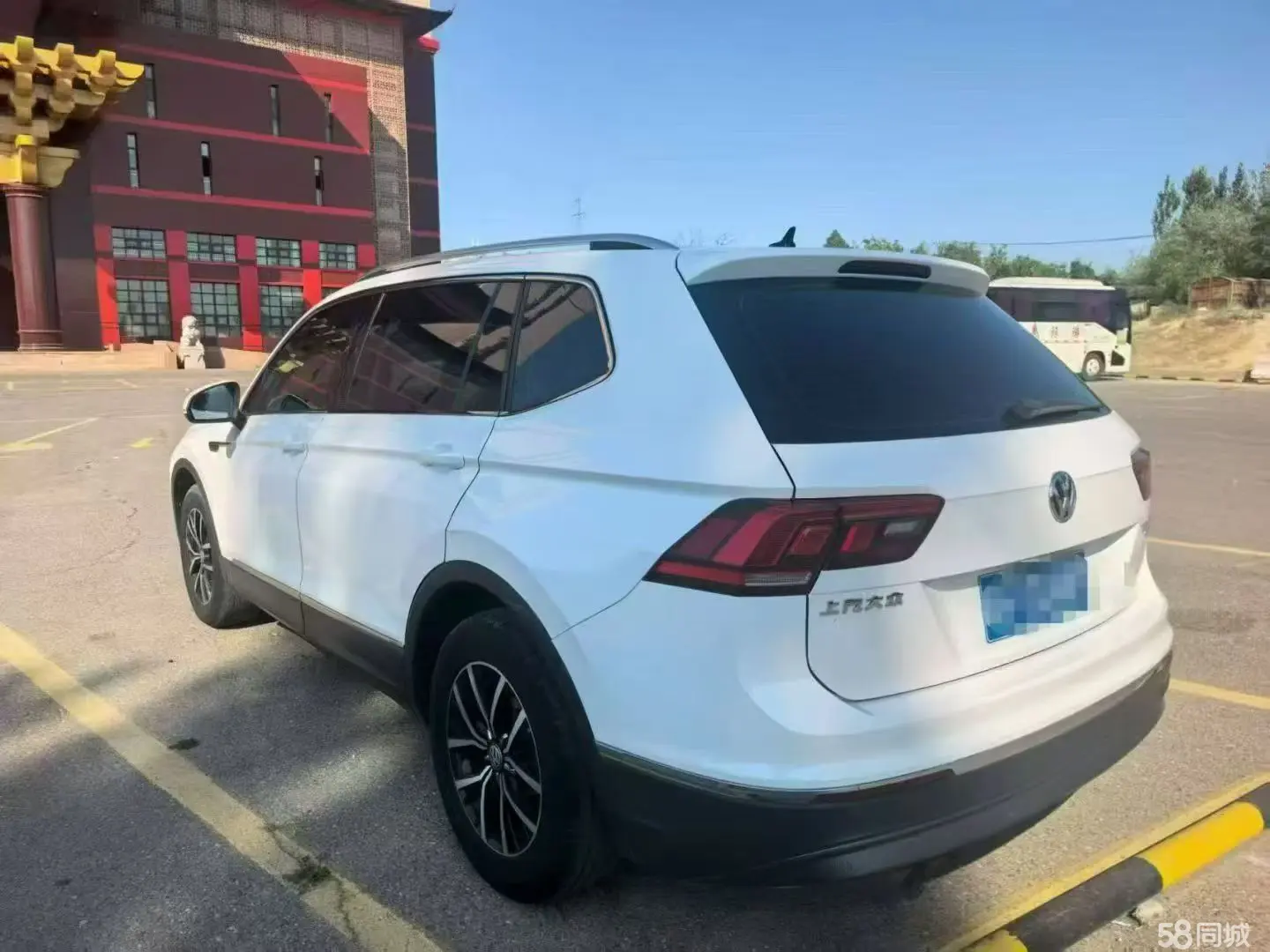 Volkswagen Tiguan L 2019 car image #7