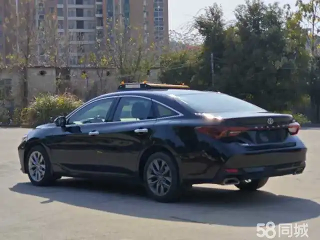 Toyota Avalon 2020 car image #7