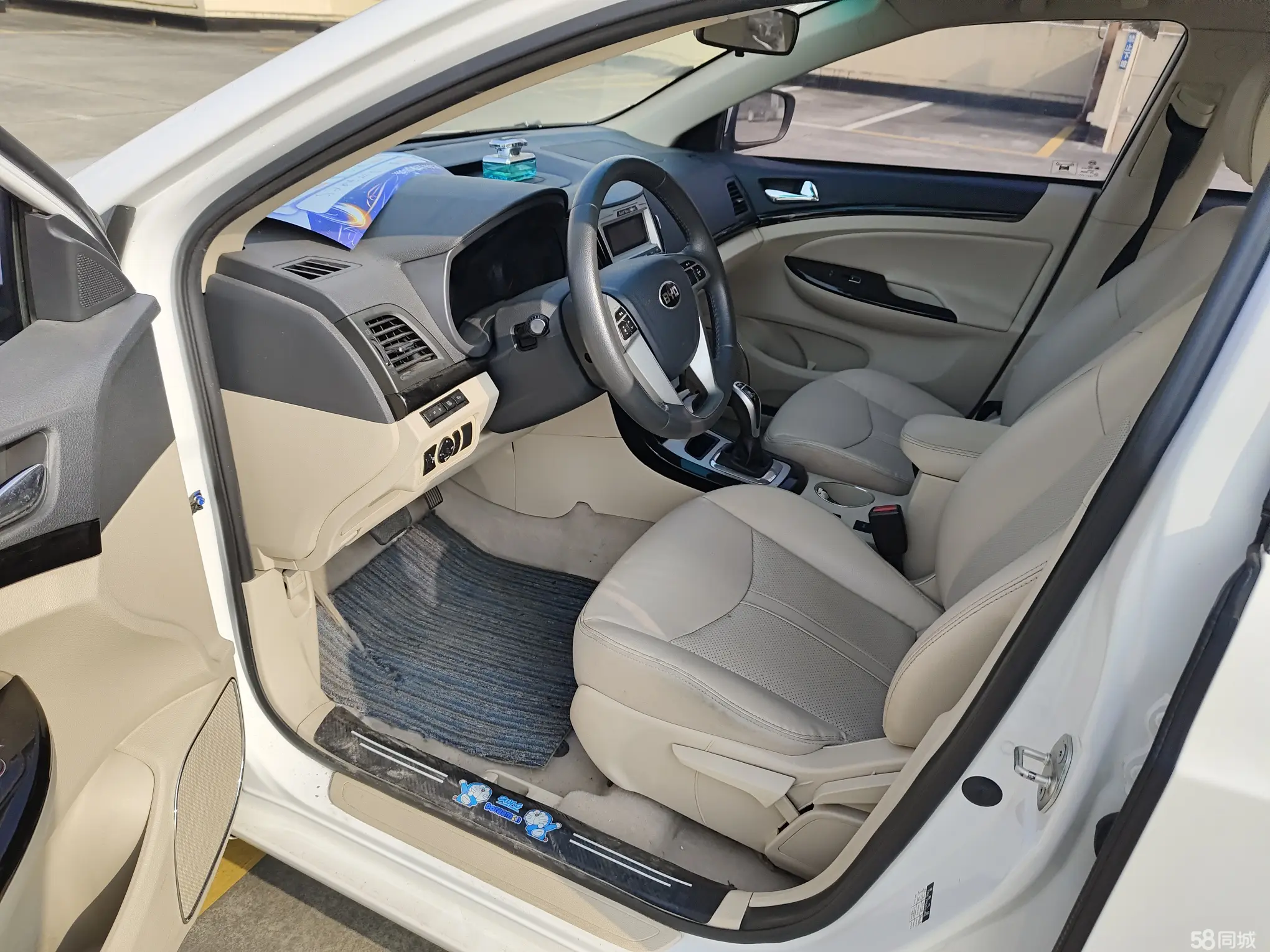 BYD e5 2017 car image #7