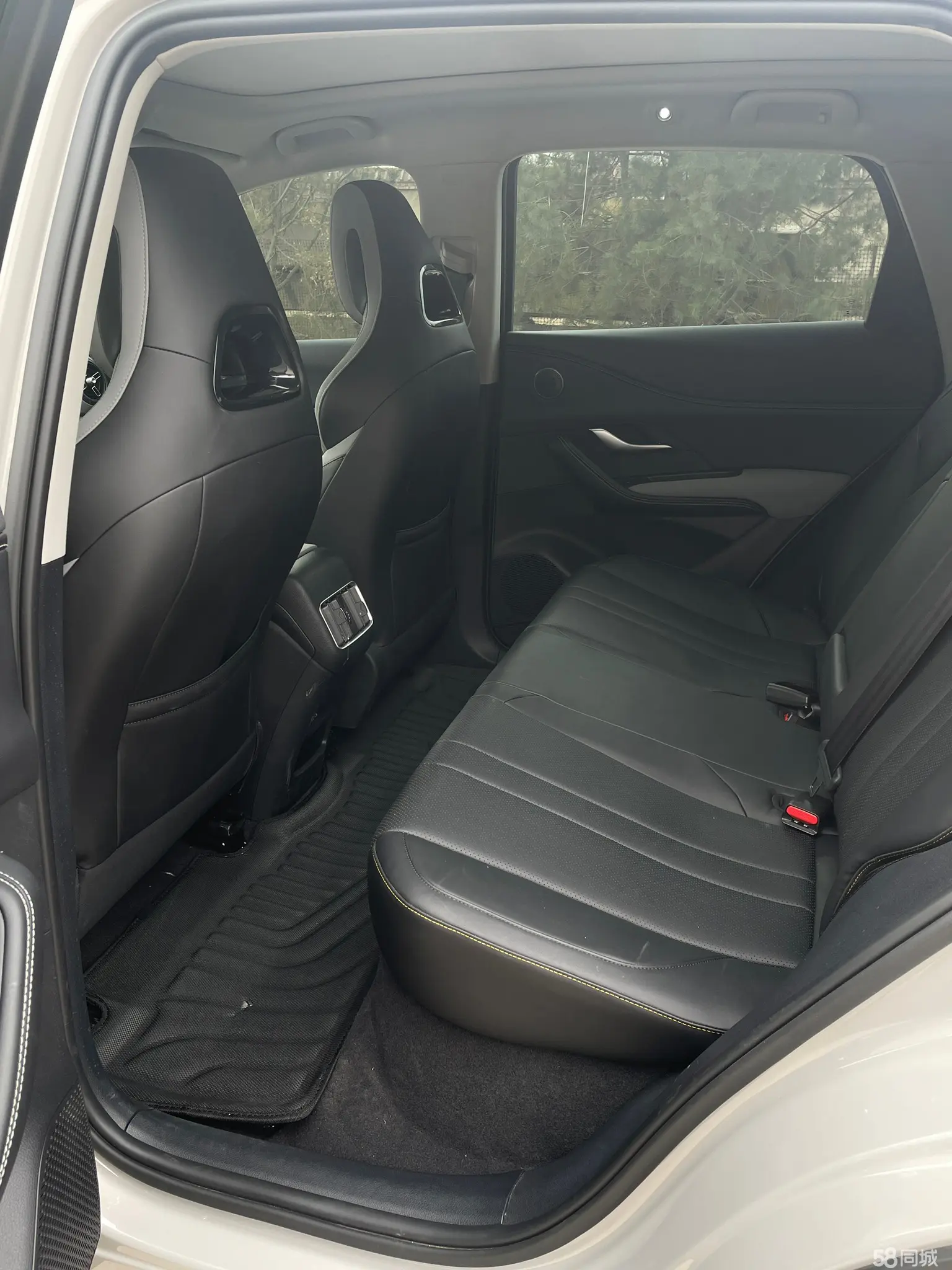 BYD Sea Lion 05 DM-i 2025 car image #7