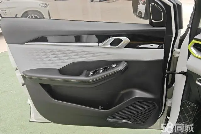GEELY Coolray 2024 immagine di auto #7