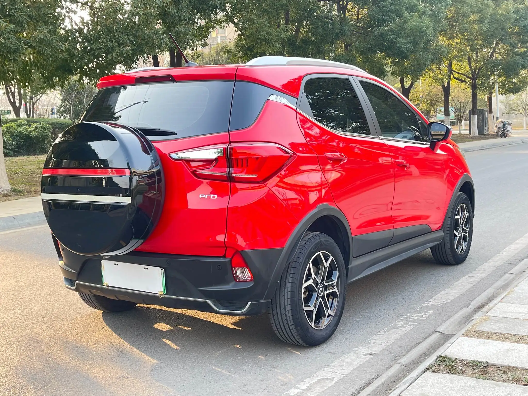 BYD Yuan Pro 2021 immagine di auto #7