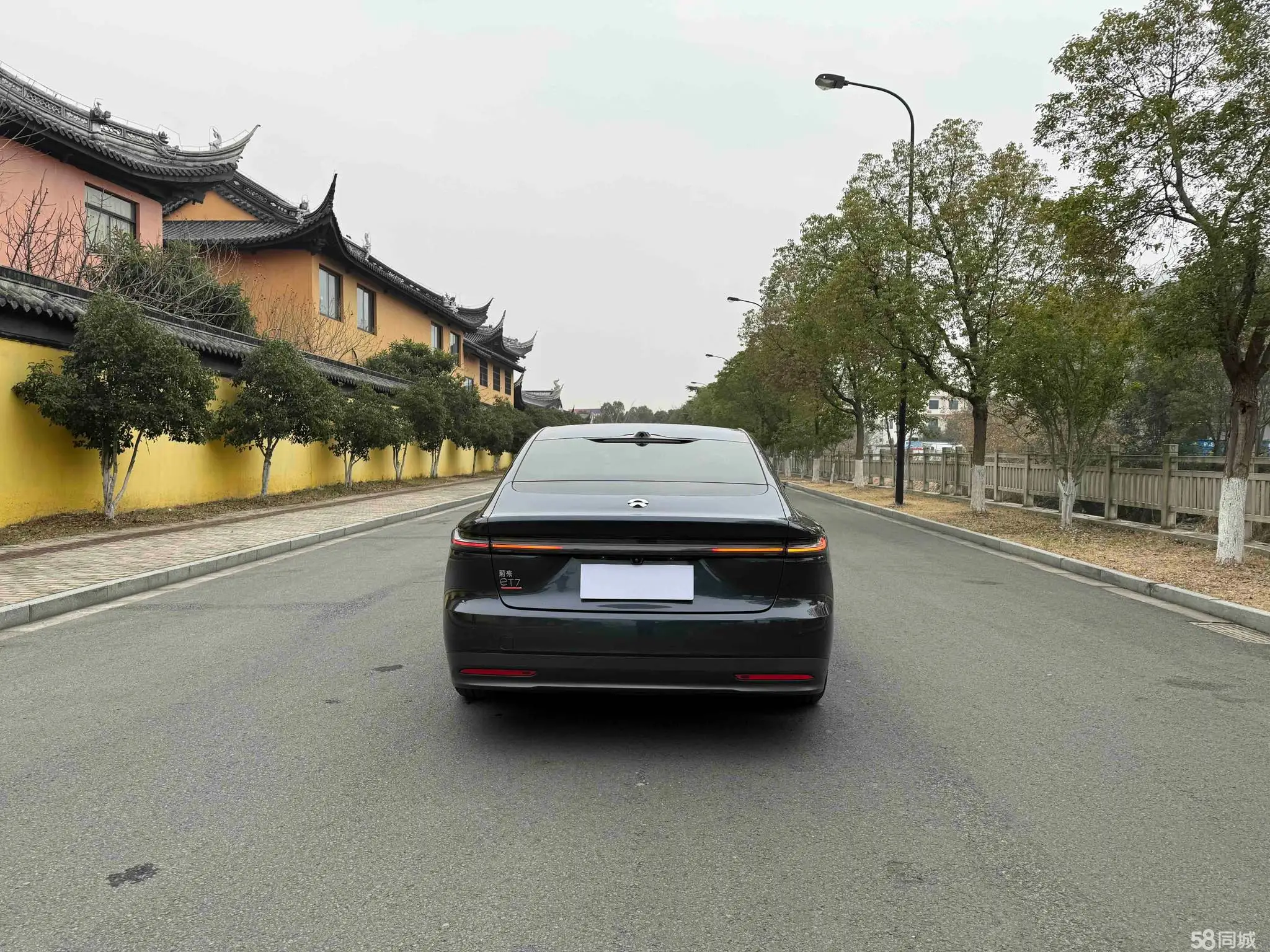 NIO ET7 2022 car image #7