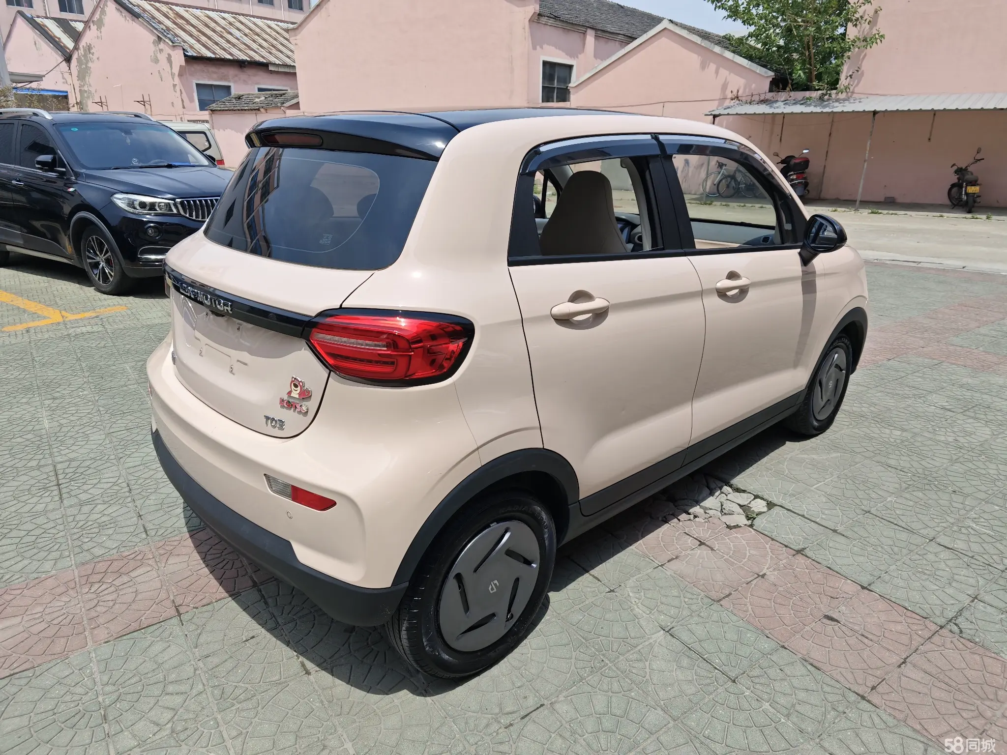 零跑汽车 零跑T03 2024 汽车图片 #7