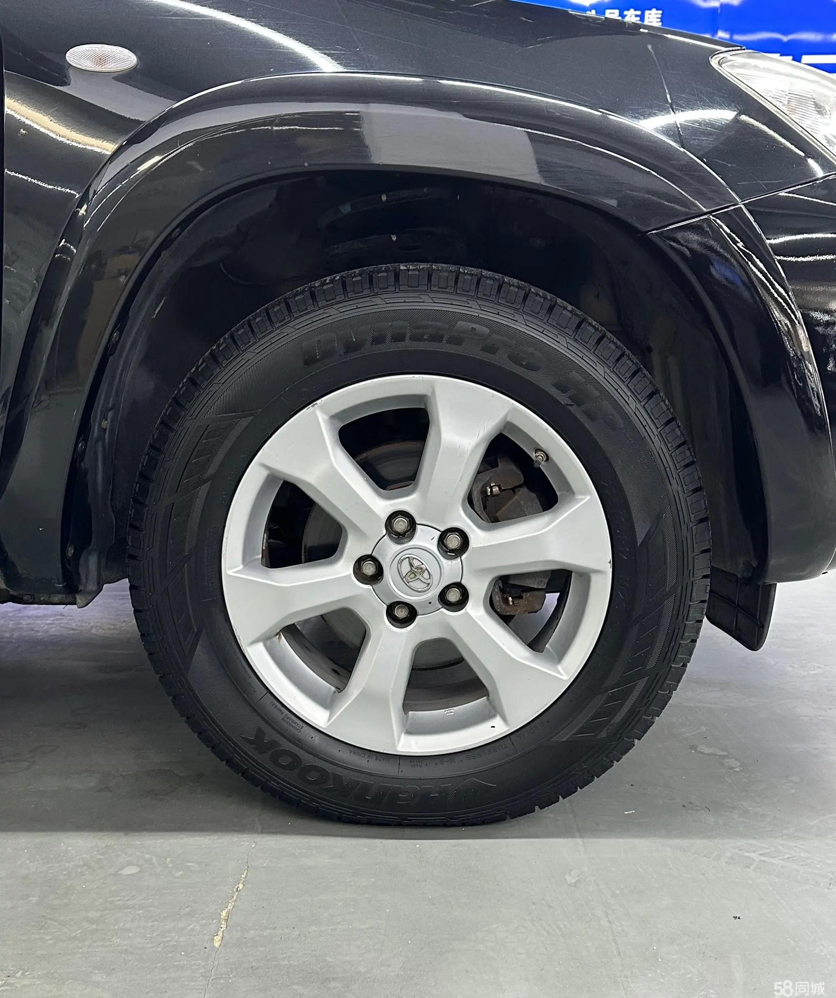Toyota RAV4 2009 car image #7