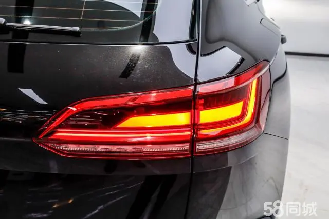 Volkswagen Touareg 2024 car image #7