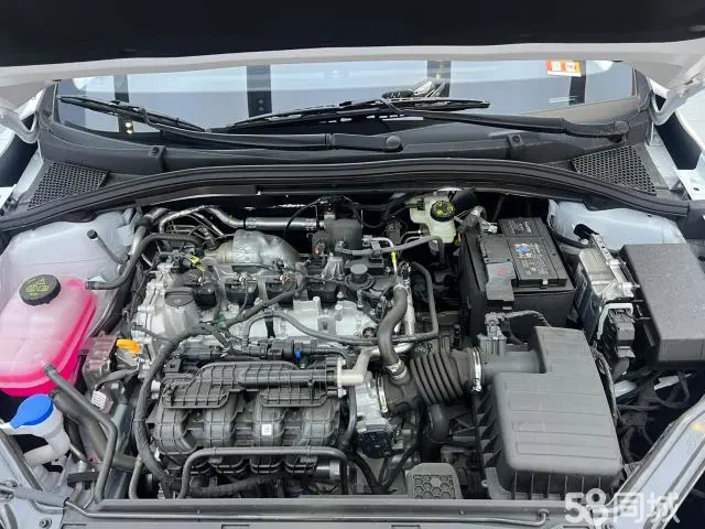 Roewe i5 2026 изображение автомобиля #7