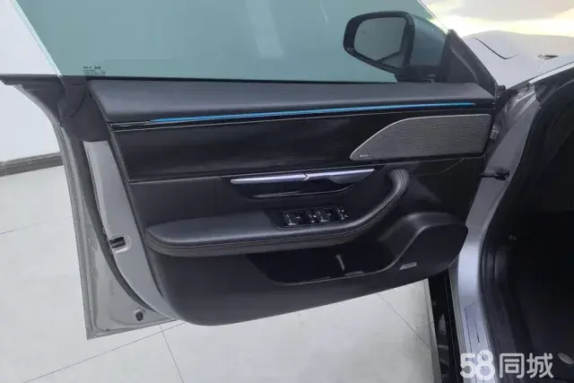 Xpeng P7 2022 car image #7