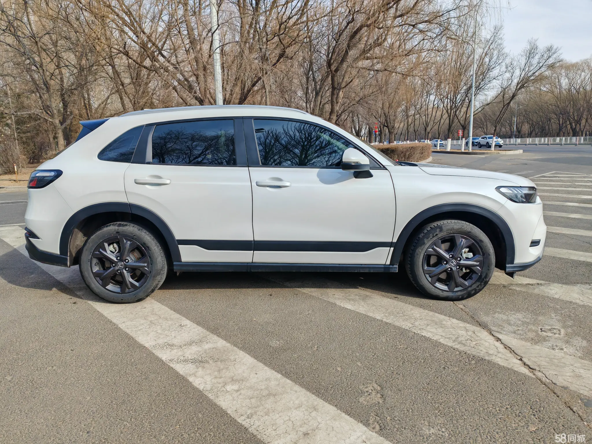 Honda HR-V 2023 car image #7