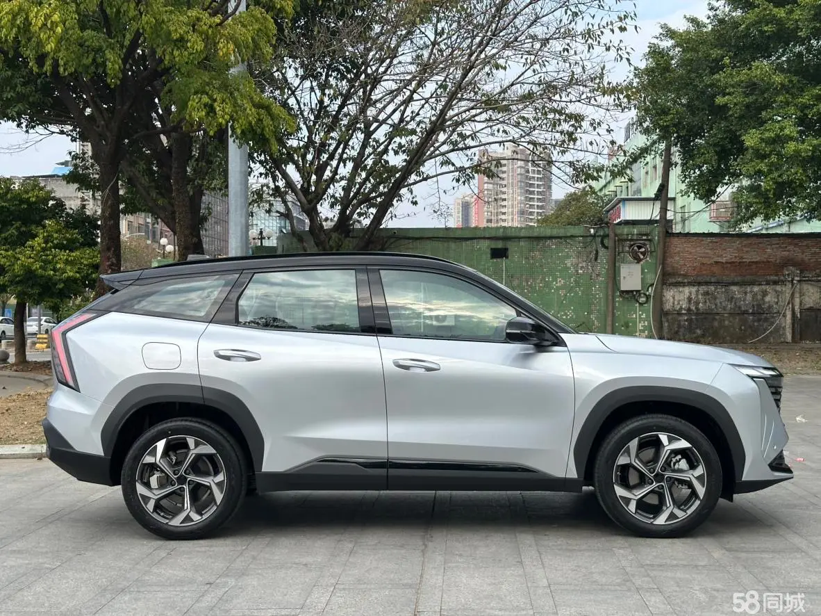 GEELY Boyue L 2026 car image #7