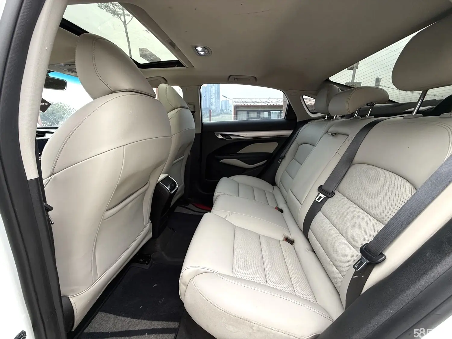 GEELY Binray 2019 car image #7