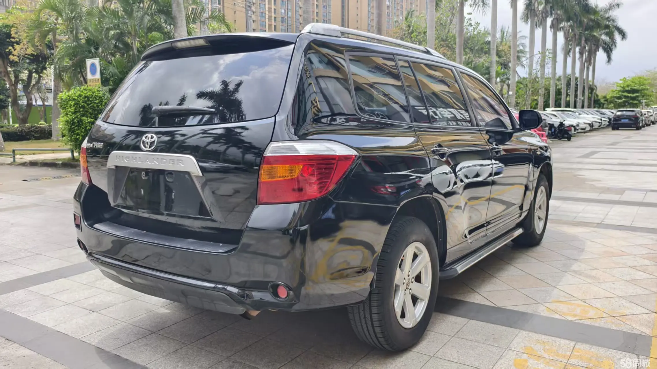 Toyota Highlander 2010 car image #7