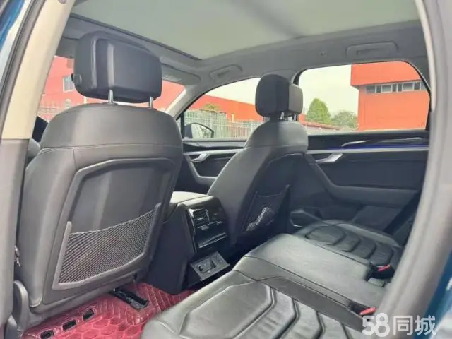 Volkswagen Touareg 2023 car image #7