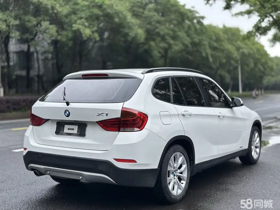 BMW X1 2012 car image #7