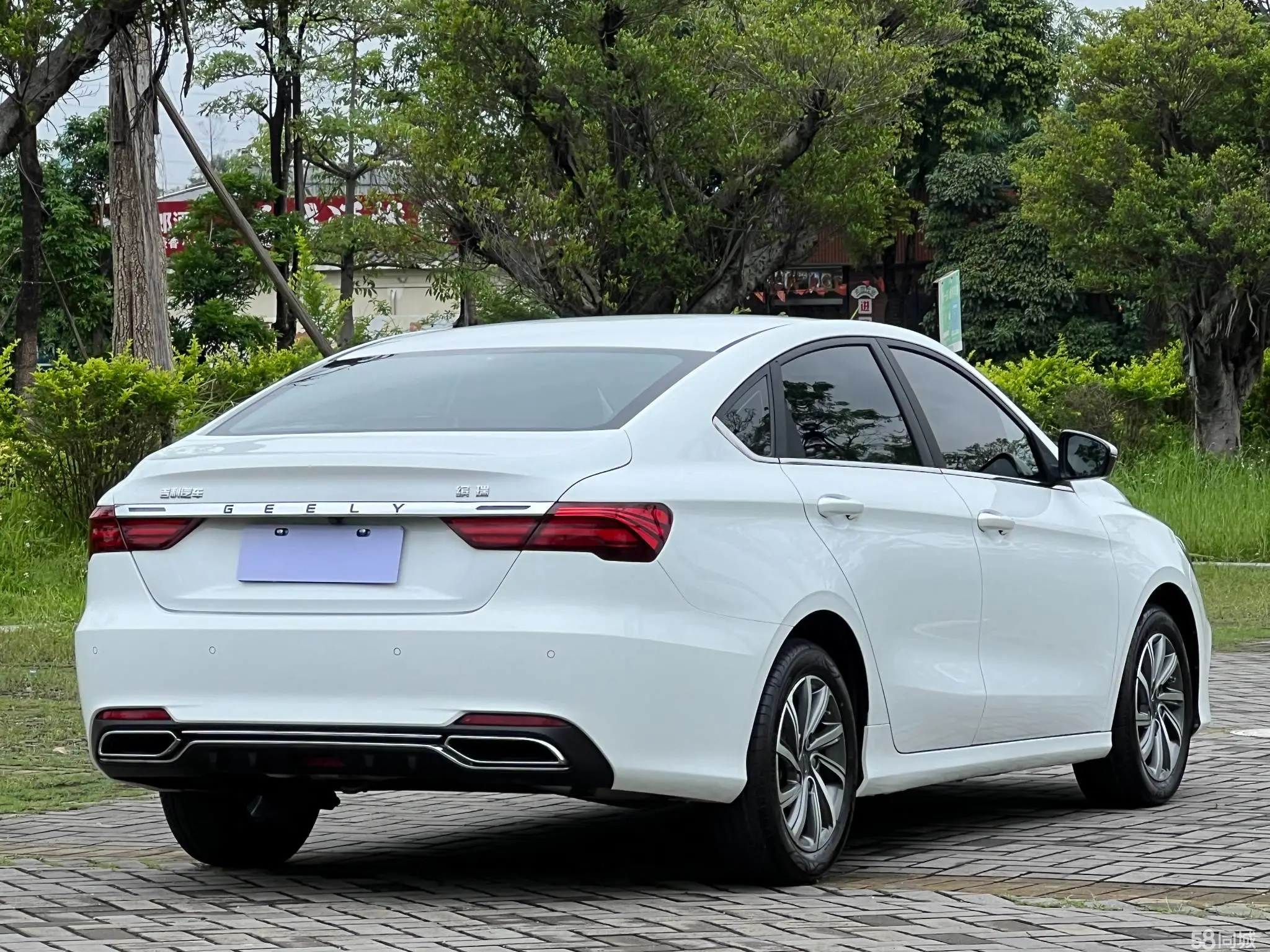 GEELY Binray 2020 car image #7