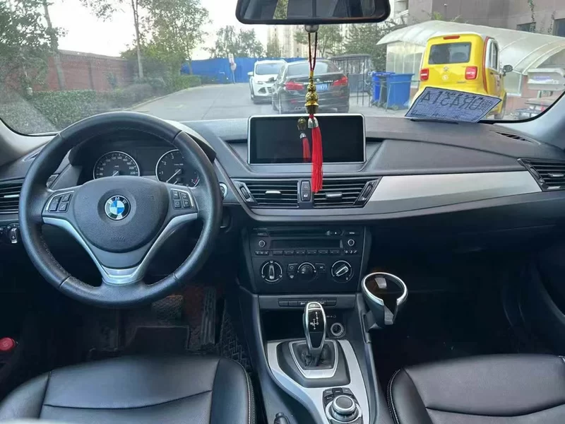 BMW X1 M35Li 2013 car image #7