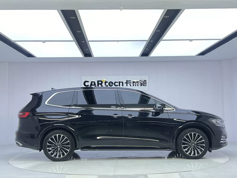 Volkswagen Viloran 2022 car image #7