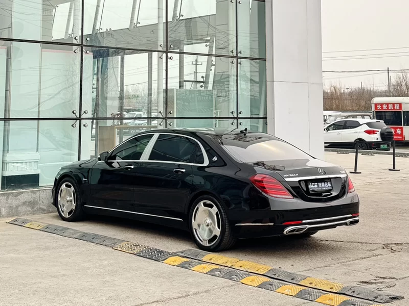 Mercedes-Benz Maybach S Class 2017 car image #7