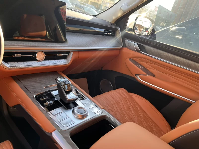 Tank 500 2023 imagen de coche #7