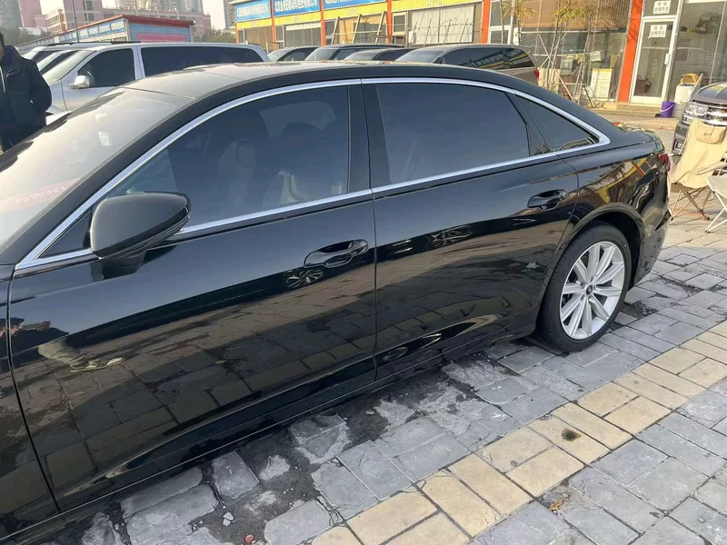 Audi A6L e-tron 2022 immagine di auto #7