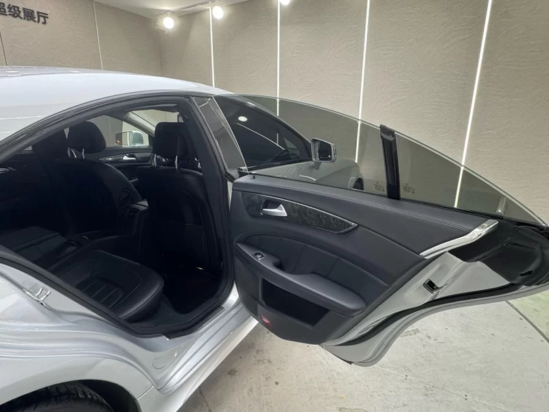 Mercedes-Benz CLS Class 2016 car image #7