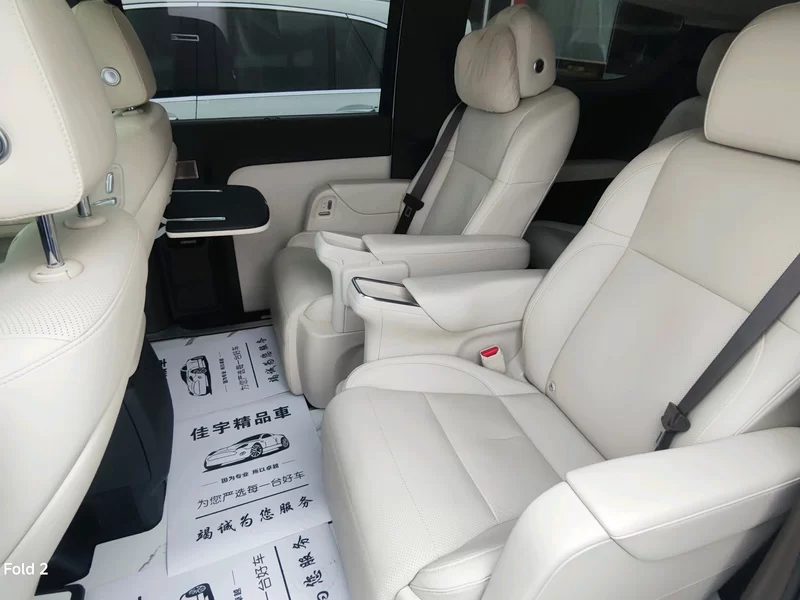 理想汽车 理想MEGA 2024 汽车图片 #7