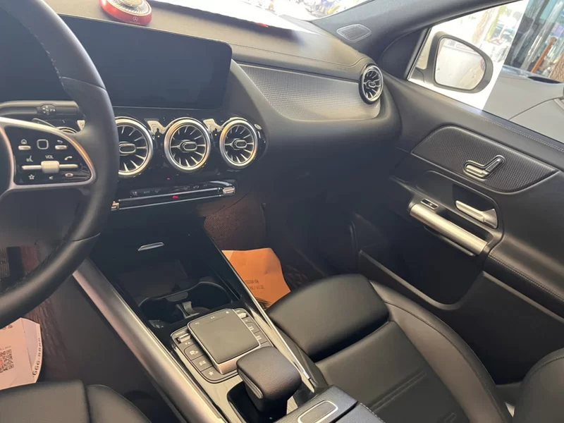 Mercedes-Benz GLA Class 2021 #7 Mercedes-Benz GLA Class 2021 car image #7