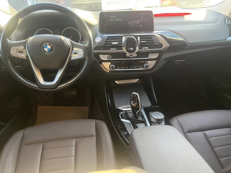 BMW X3 2020 car image #7