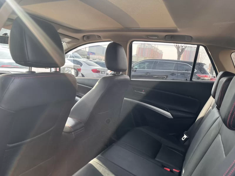 Suzuki S-Cross 2014 صورة سيارة #7