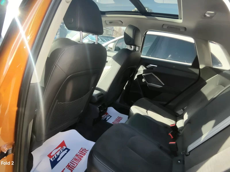 Audi Q3 2019 imagen de coche #7