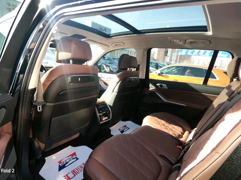 BMW X7 2023 صورة سيارة #7