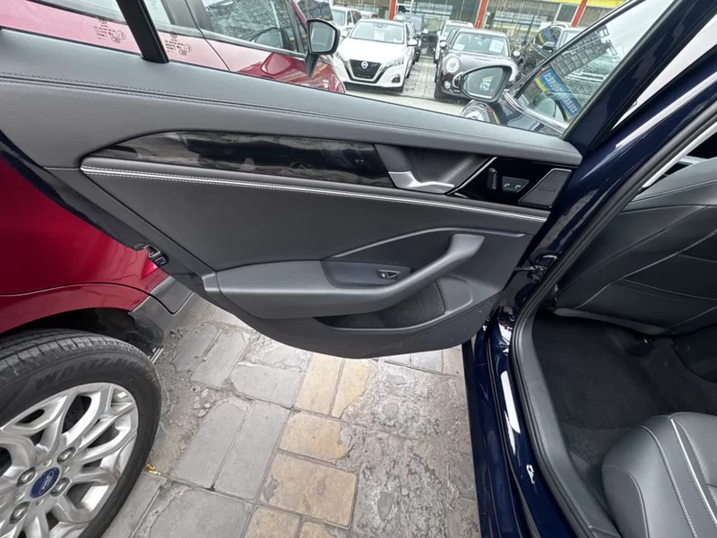 Volkswagen Magotan 2024 immagine di auto #7