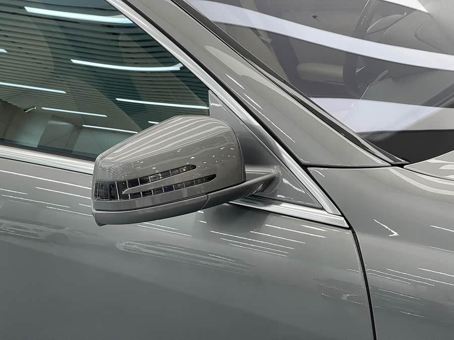 Mercedes-Benz S Class 2015 immagine di auto #52