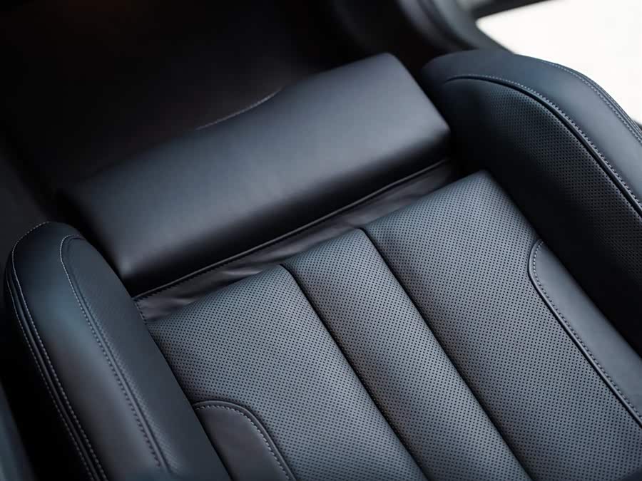 BMW M5 2022 صورة سيارة #52