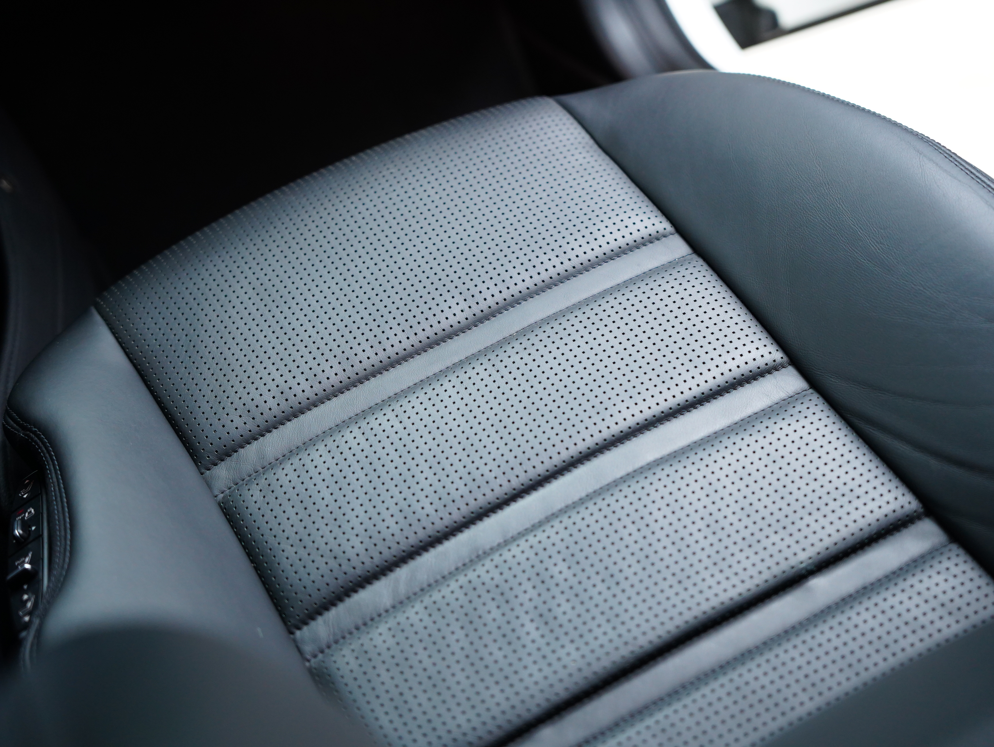 Mercedes-Benz CLS AMG 2017 car image #52