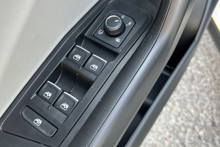 T-Roc 2024 #52 T-Roc 2024 immagine di auto #52